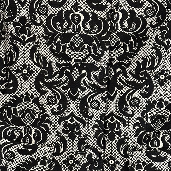 TALBOTS BLACK & WHITE DAMASK FLORAL LACE PATTERN JACKET BLAZER 4 PETITE - Picture 4 of 8